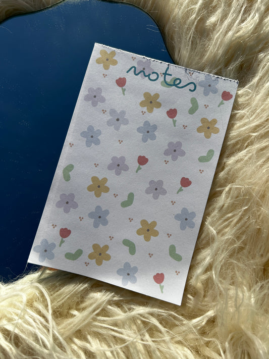 daisies and things notepad